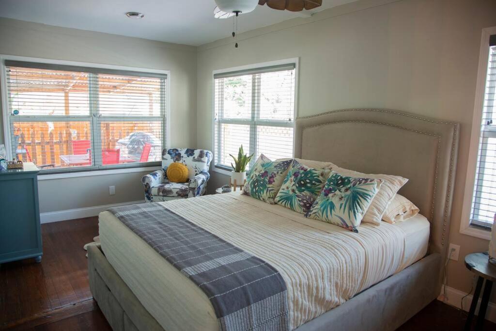 Two Bedroom Ranch With Private Deck Close To Beach Lake Worth Beach Eksteriør bilde